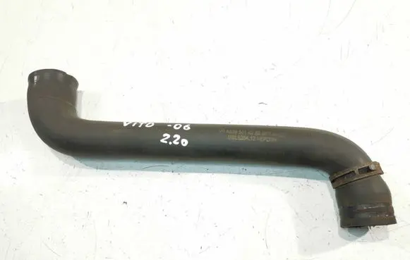 Engine coolant pipe/hose