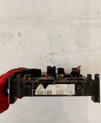 Peugeot 206 Fuse module 9652474780
