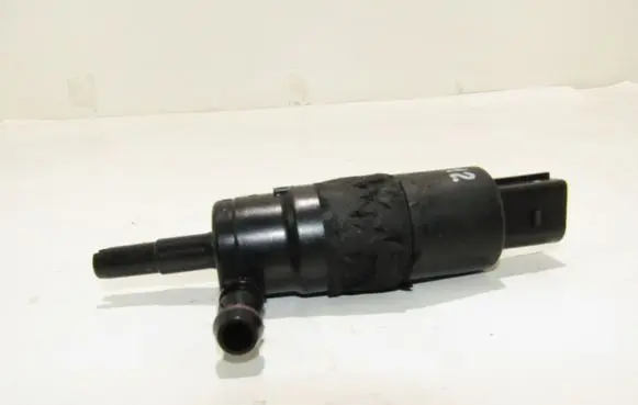 Audi A6 S6 C6 4F Headlight washer pump 3b7955681