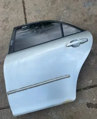 Mazda 6 Rear door