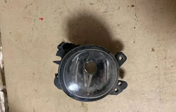 Mercedes-Benz CLS C219 Front fog light 301329569