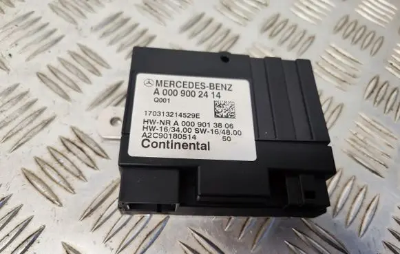 Mercedes-Benz E W213 Fuel injection pump control unit/module A0009002414