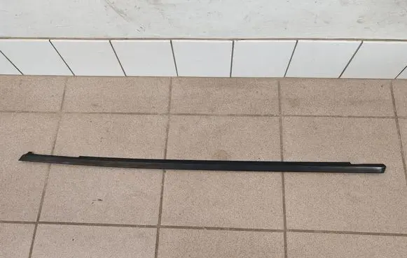 Audi A2 Front door glass trim molding 