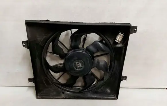 KIA Soul Air conditioning (A/C) fan (condenser) 