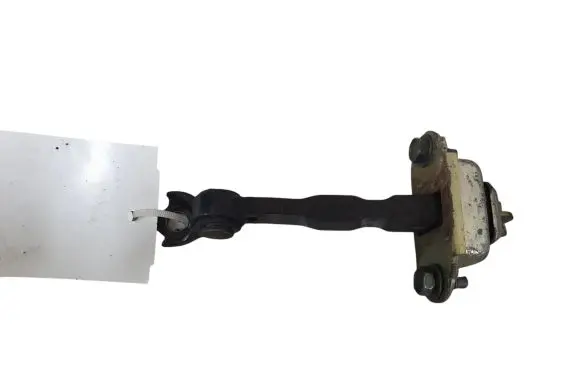 Nissan X-Trail T30 Front door check strap stopper