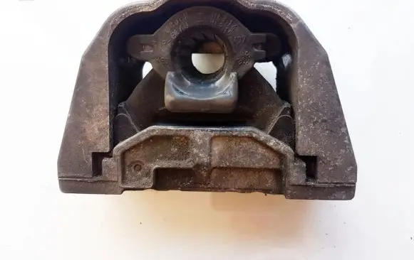 Skoda Octavia Mk1 (1U) Engine mount bracket 1J0199262BF