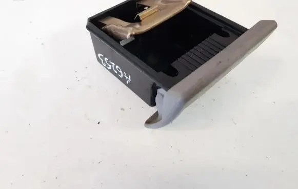 Car ashtray