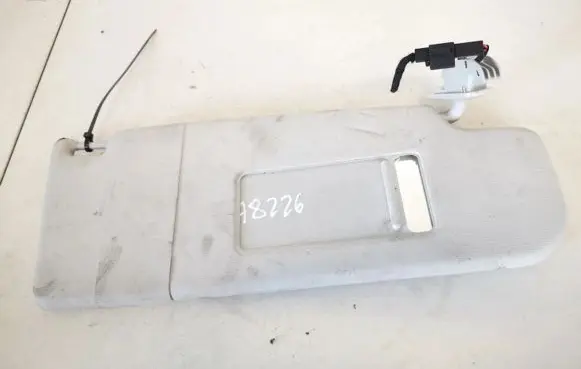 Volkswagen PASSAT B5.5 Sun visor 6x0857552