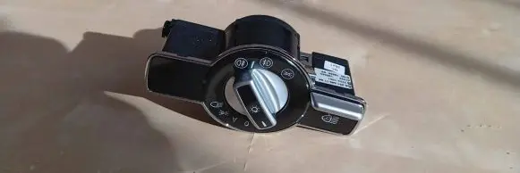 Mercedes-Benz S W221 Light switch A2215451104 32241001 610510050Q