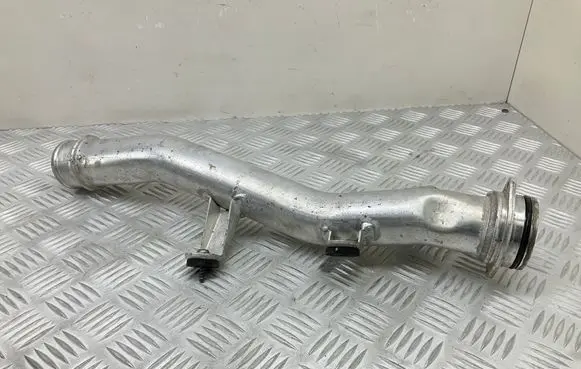 Intercooler hose/pipe