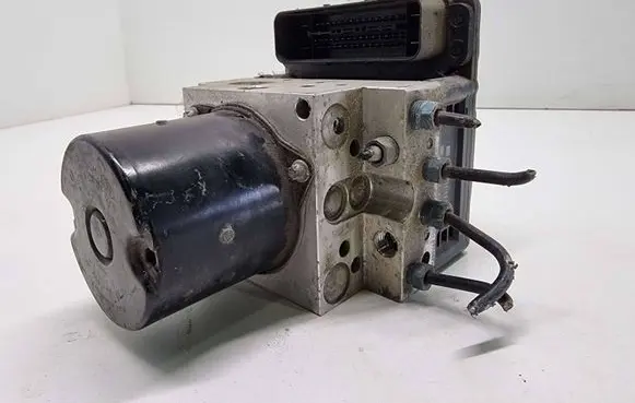BMW 5 E60 E61 ABS Pump 6783362 6783360