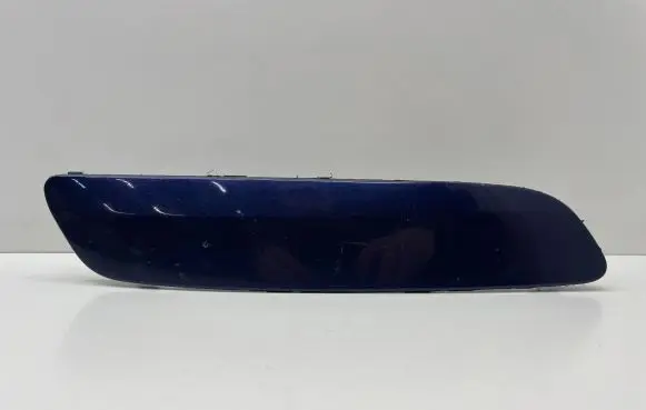 Volkswagen Jetta V Under headlight/headlamp trim 1K0807718B