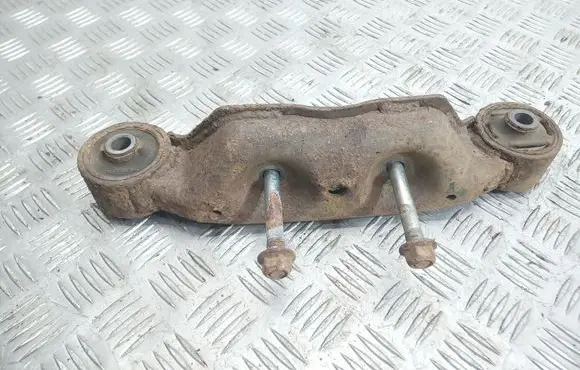Subaru Forester SH Rear differential/diff mount bracket 