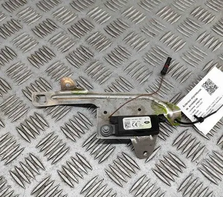 Jaguar F-Pace Aerial antenna amplifier HK8318C901AC