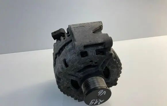 Mercedes-Benz CLS C219 Generator/alternator A0131547002 0131547002