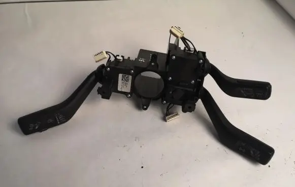 Volkswagen PASSAT B7 Indicator stalk 3C5953501BG 3C5953502B