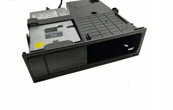 Audi TT TTS Mk2 Other control units/modules 8P0035785