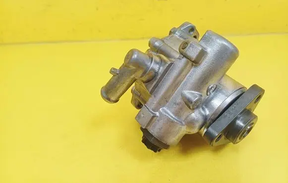 Fiat Barchetta Power steering pump 464750180 91130 7691955243