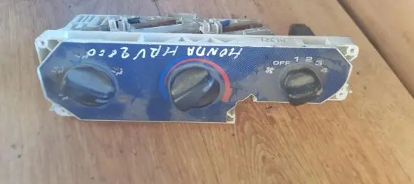 Honda HR-V Climate control unit n1321