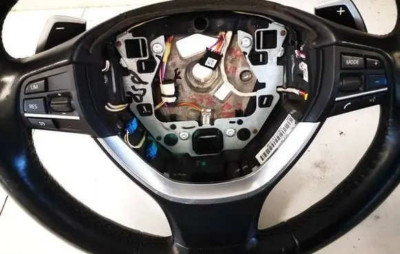 BMW 5 GT F07 Steering wheel buttons/switches 
