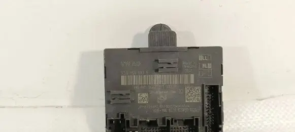 Volkswagen Golf VII Door control unit/module 5Q0959593B