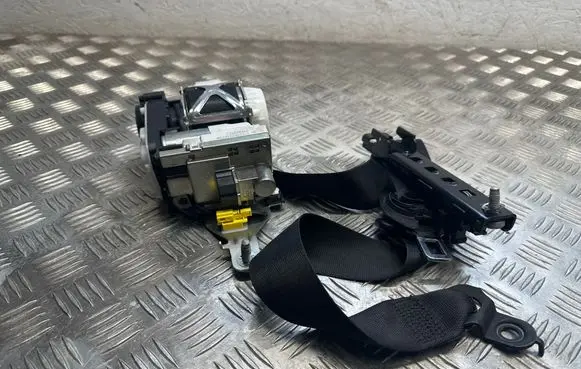 Mercedes-Benz GL X166 Front seatbelt A1668601400