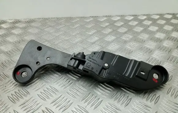 Volkswagen Eos Convertible roof hinge 1Q0825955C