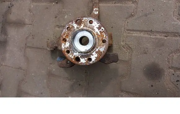 Opel Astra G Front wheel hub spindle knuckle