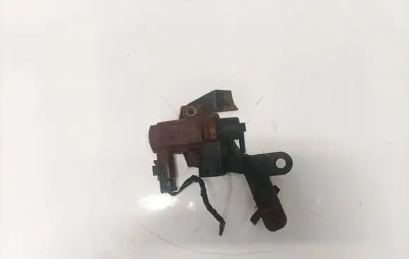 Ford S-MAX Turbo solenoid valve 165601