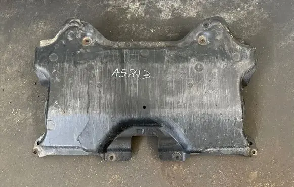 Engine splash shield/under tray
