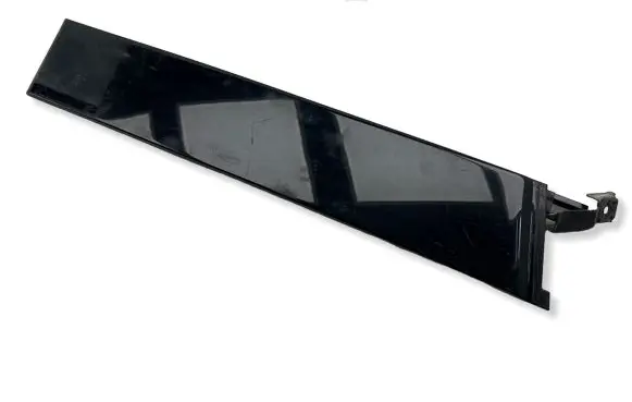 Nissan Quest Rear glass trim 822D31JA1A