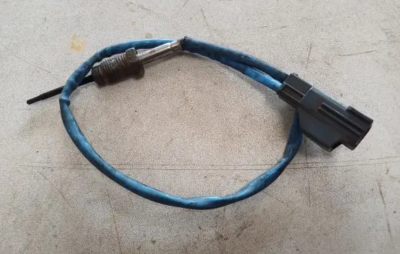 Ford Kuga I Exhaust gas temperature sensor AV4112B591AA