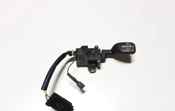 Subaru Forester SG Cruise control stalk CV205