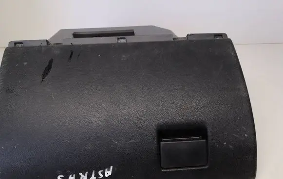 Opel Astra G Glove box 90561334 50047