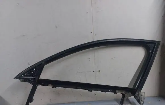 Audi A6 S6 C6 4F Front door window/glass frame 4F0837629