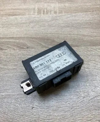 Audi A6 S6 C5 4B Alarm control unit/module 4B0951173