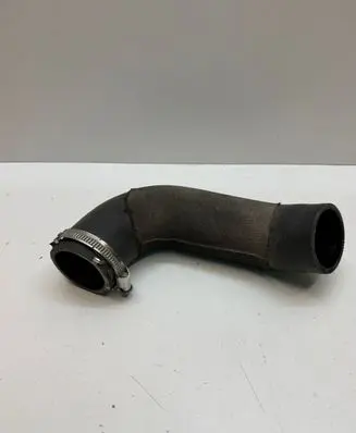Audi SQ7 Intercooler hose/pipe 4M0145737S