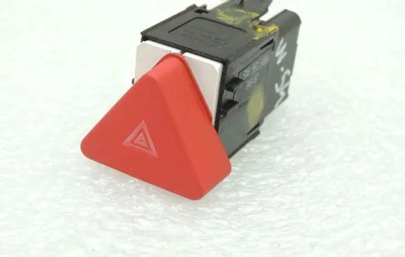 Volkswagen Tiguan Hazard light switch 5M0953509 5M0953509A