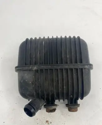 Intake resonator