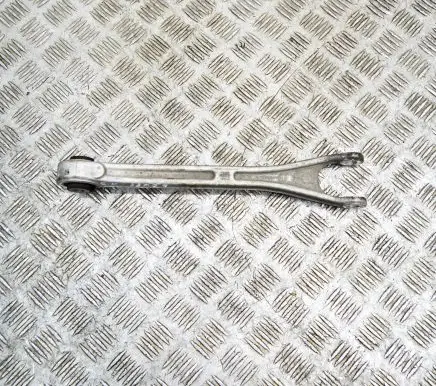 Maserati Quattroporte Rear upper control arm/wishbone 670002808