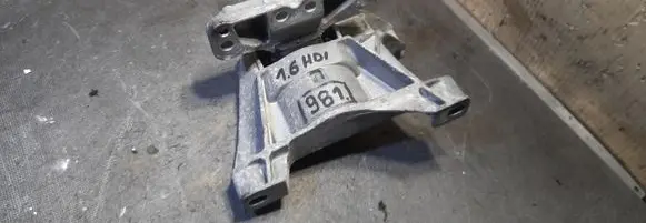 Citroen C4 Grand Picasso Engine mount vacuum valve 4A103720