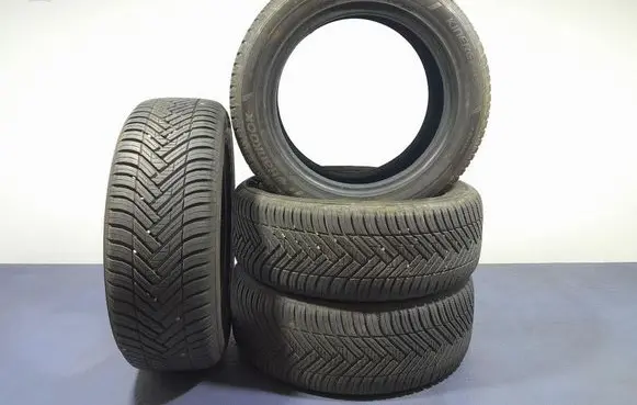 Opel Astra H R17 C winter tire 8808563450858