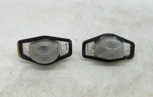 Honda CR-V Number plate light E44050