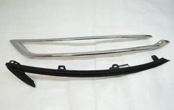 Citroen C4 SpaceTourer Front fog light trim/grill 9815202780