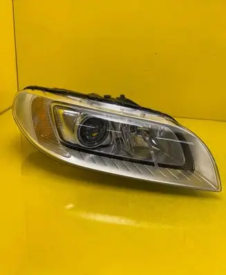 Volvo XC70 Headlight/headlamp 31420014