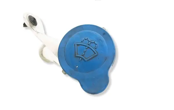Nissan Qashqai+2 Windshield washer fluid reservoir/tank E9001011 E9011017 E9011008