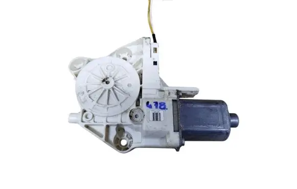 Ford Focus Front door window regulator motor 4M5T14A389 0130822217