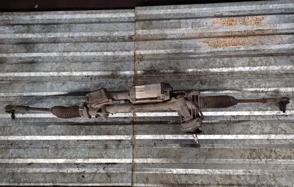 Volkswagen Jetta V Steering rack 1K2423055F 1K2423055J