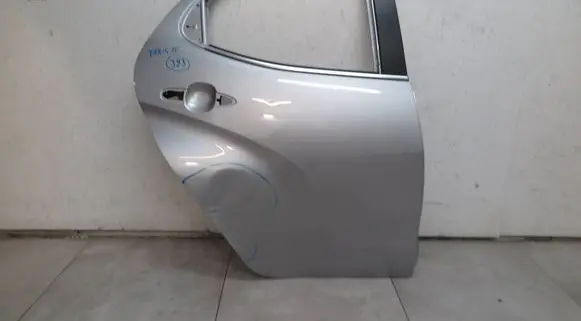Toyota Yaris XP210 Rear door 