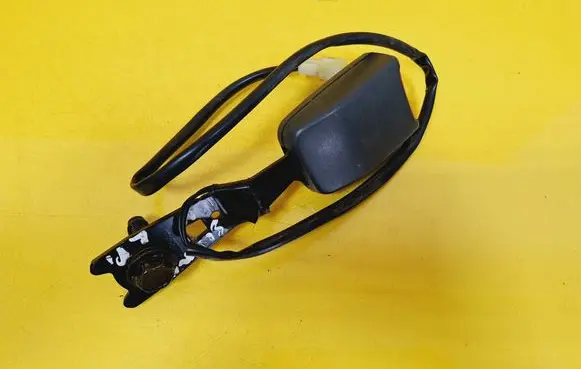KIA Shuma Front seatbelt buckle 